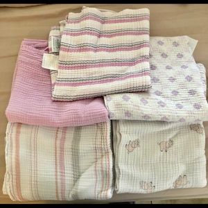 Aden + Anais Muslin Blankets (5)